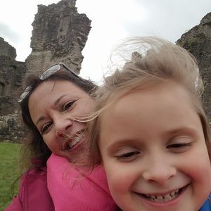 Meet your Posher, Lorita